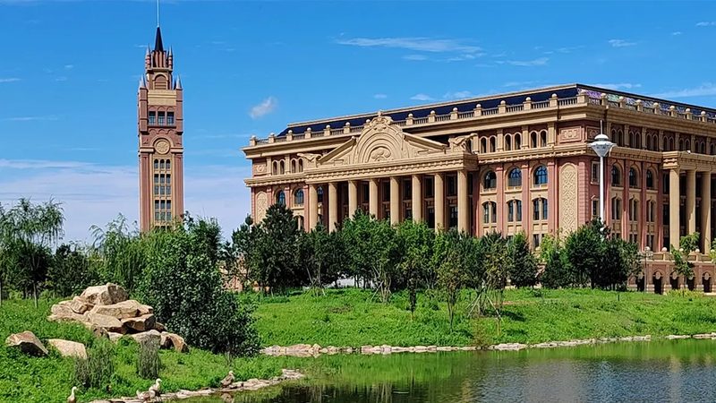以下是一些广州地区知名的电工培训学校，供大家参考：