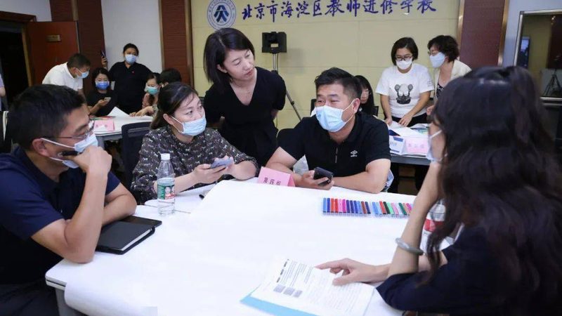 瑜伽教练培训实战教学评价：如何评估教学效果？**